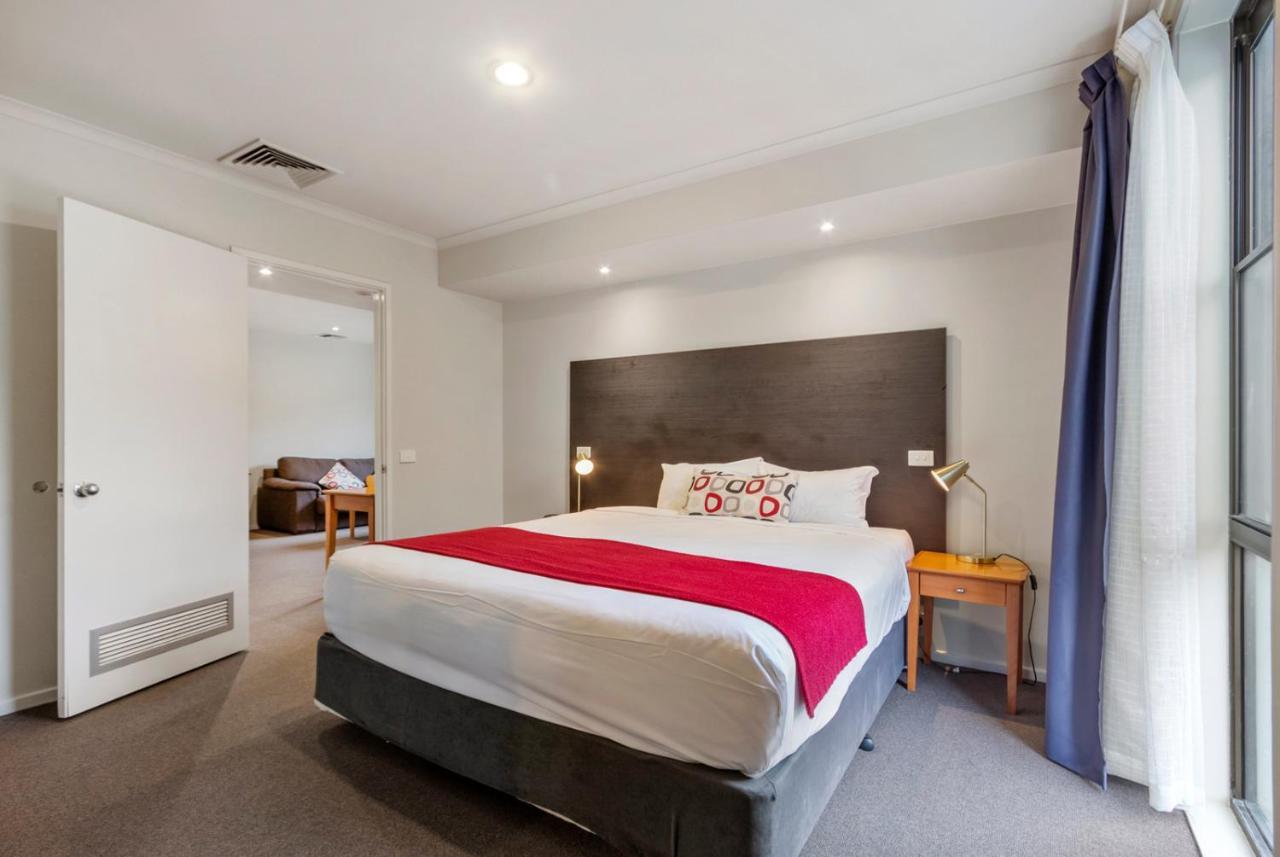 Knox International Hotel And Apartments Wantirna Экстерьер фото