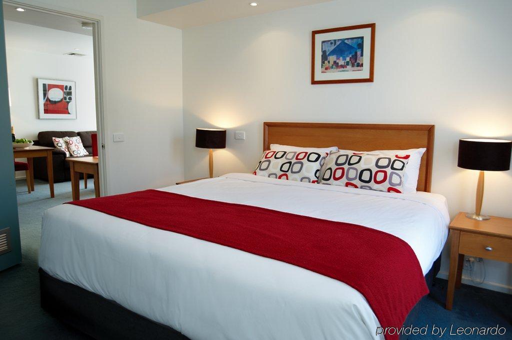 Knox International Hotel And Apartments Wantirna Номер фото